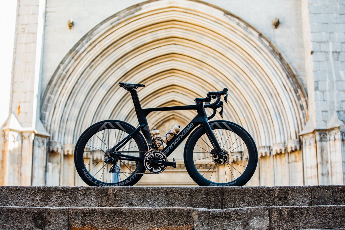 CannondaleJapan's tweet photo. 最速の世界へようこそ。
さぁ、異次元のスピードを体感せよ。
#SpeedofSix #FasterEverywhere https://t.co/LLRcmWjnkZ https://t.co/YsFUmhstWw