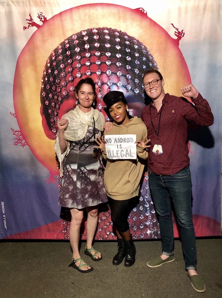 harpersebishop's tweet image. “This is a cold war, you better know what you’re fighting for!” Thanks to @JanelleMonae for leading an intersectional movement for peace and justice in our lifetime with love of self and humankind. #dirtycomputertour