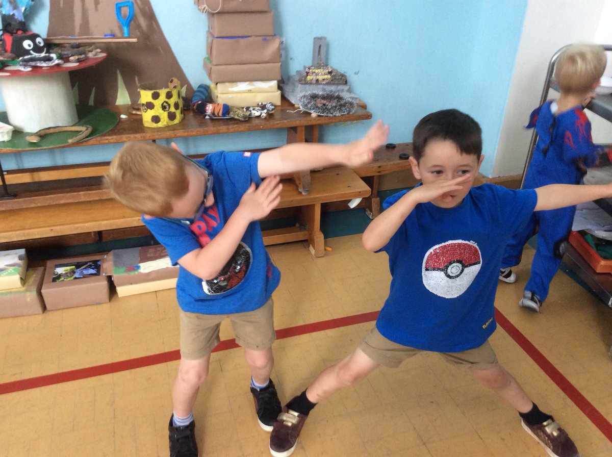 ybd_stdavids's tweet photo. ✨Dosbarth Meithrin, 1 a 2 ✨
Last day of term! And we all celebrated with a D.I.S.C.O!!
💃🕺🏻💃🕺🏻💃🕺🏻💃🕺🏻💃🕺🏻 https://t.co/2UmxISJJPi