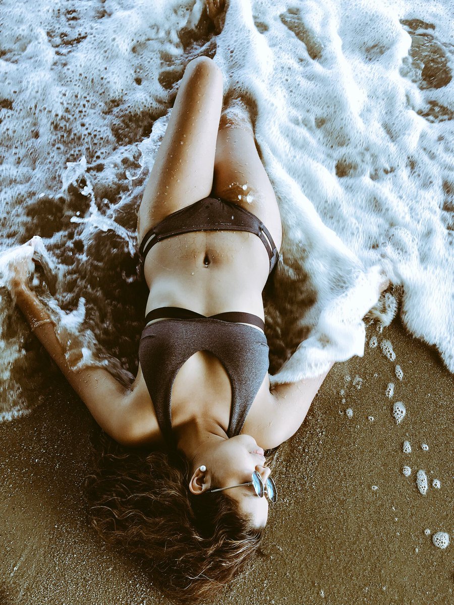 jessemj_'s tweet photo. Living my best life 🗿🏖 https://t.co/tjgfVkKgzq