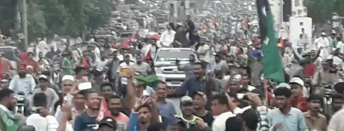 SanghaarShazia's tweet photo. #Lyari Grand Rally:
#LyariBilawalKa #LyariBhuttoKa #LyariMainTeerChalega
#NA246Lyari
@BBhuttoZardari
@AseefaBZ
@BakhtawarBZ https://t.co/QFTfm1Ad2U