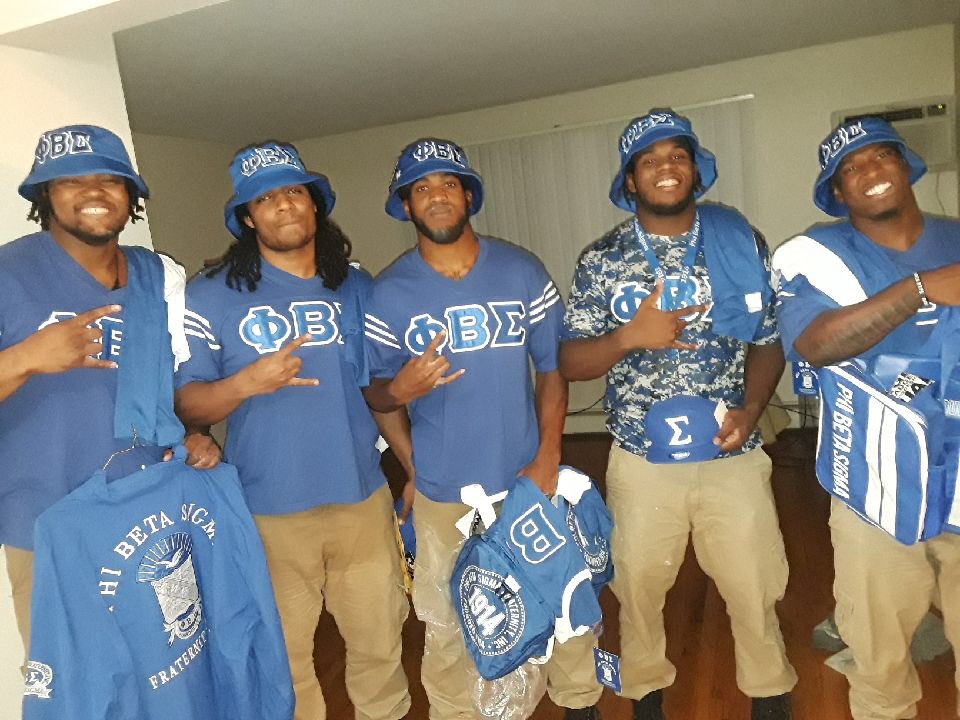 UmichSigmas's tweet photo. F.A.M.E.- F*ck All My Enemies 

Ace: Karan Higdon (N1ghtmare) 
Deuce: Josh Metellus (Σhadow) @NoExcuses_23 
Tre: Casey Hughes (Hughdini) @CaseyLive24 
Quad: Devin Gil (Mr. Poetic) 
@devin_gil 
Tail: Rashan Gary (5ilent BeaΣt) @RashanAGary 

Welcome to the brotherhood, GOMAB 🤘🏾 https://t.co/h8TAVa1vuh