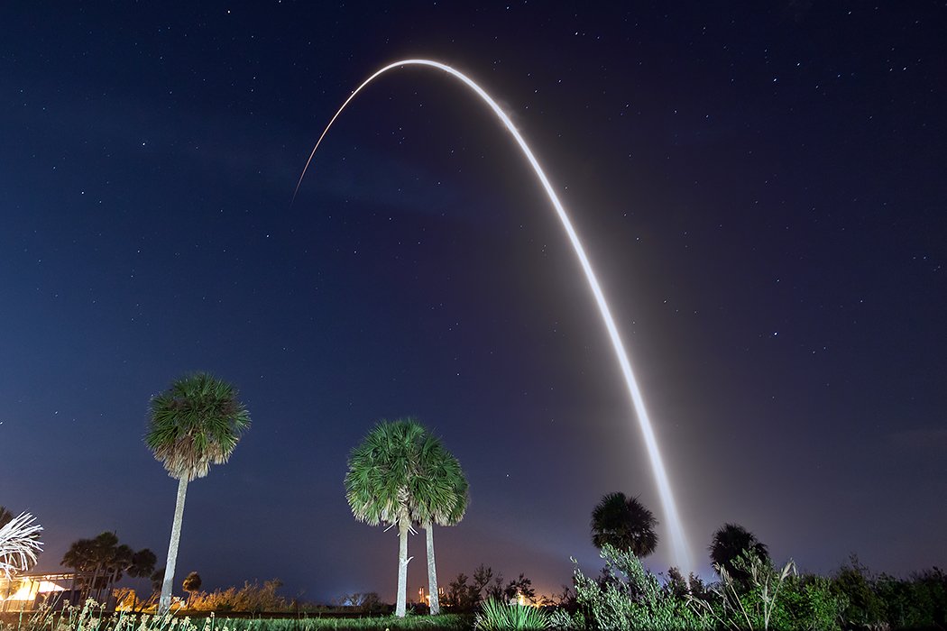LaunchPhoto tweet picture