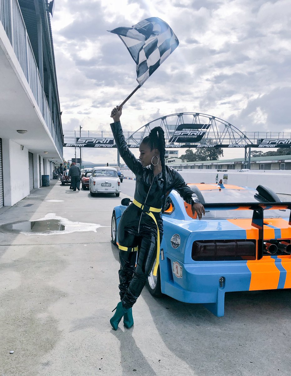 NomzamoMbatha's tweet photo. Some behind the scenes ...
Hope you love the spread. #COSMOxNomzamo #TheActivismIssue #ActivismIssue @CosmopolitanSA https://t.co/yPEa7uwWkS