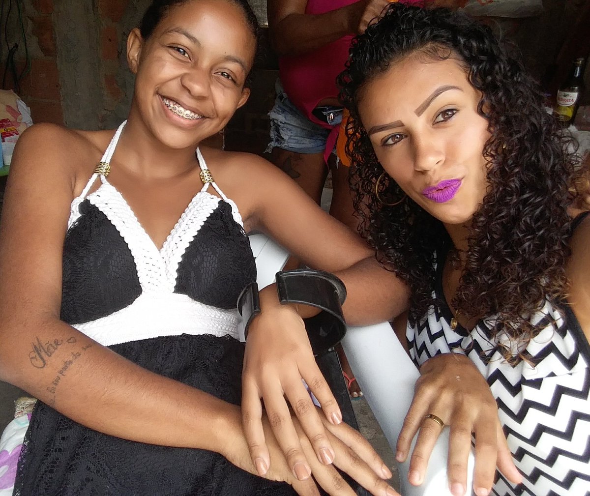 ByellaCrvg's tweet photo. Pensa Numa Pessoa Fofa, Aqui Na Foto Nao Tem Nenhuma kkk
#Safadona♥
#EstamoJunto👭 @SamaraMorena3 https://t.co/avWCKxRA1Y