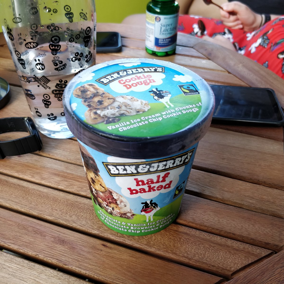 Disappointed by the half baked ice cream in the cookie dough tub we picked up <a href="/benandjerrysUK/">Ben & Jerry's UK 🧡</a> 🤔🤷🏽‍♀️