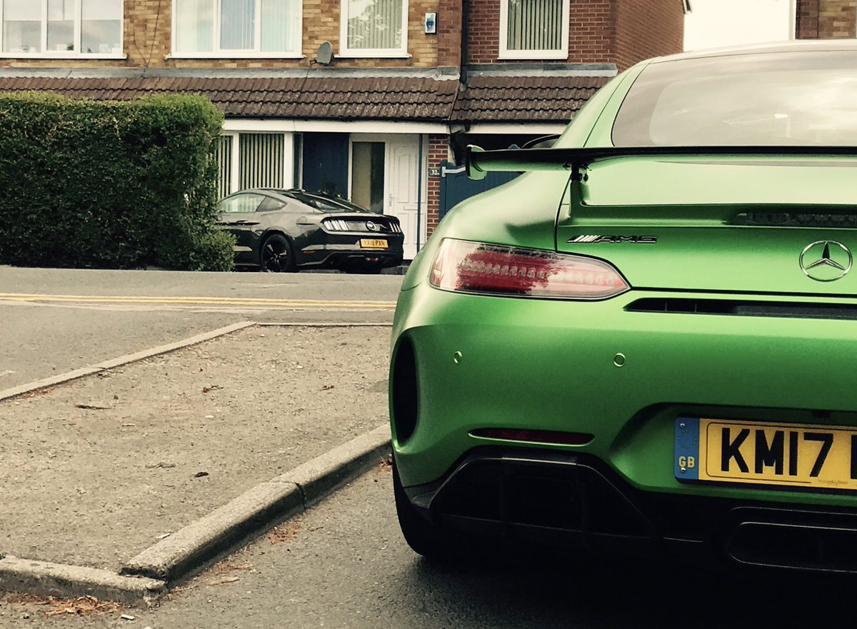 JackStannyPhoto's tweet photo. Nice unexpected view @MercedesAMG @MercedesBenzUK @FordMustang #sunrun #supercarsunday https://t.co/zwIKZky6DO