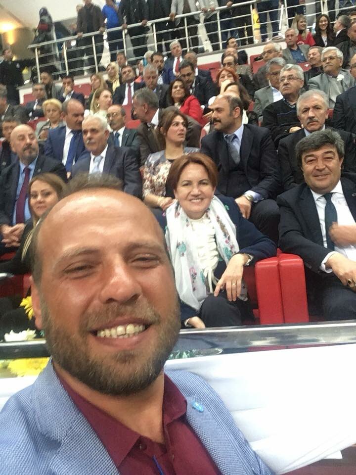 Türk Milliyetçilerinin oyları bir kez satıldı, İkincisi olmaz. Bizler Meral Akşener e oy verdik bu sorumluluk ondadır. İllak El öpmek isteyen varsa gitsin <a href="/meral_aksener/">Meral Akşener</a> in elini öpsün. Yada Vekillikten istifa etsin.        SonunaKadar Akşener