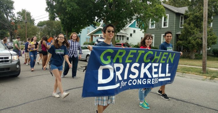 students_for_GD's tweet photo. #TeamDriskell is all ready to go for the Lenawee County Fair Parade! https://t.co/DkK7oTe0R5