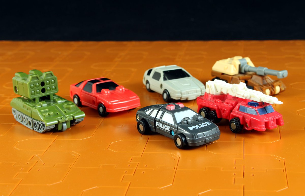 ToyboxSoapbox's tweet image. *giggles* #transformers #micromasters