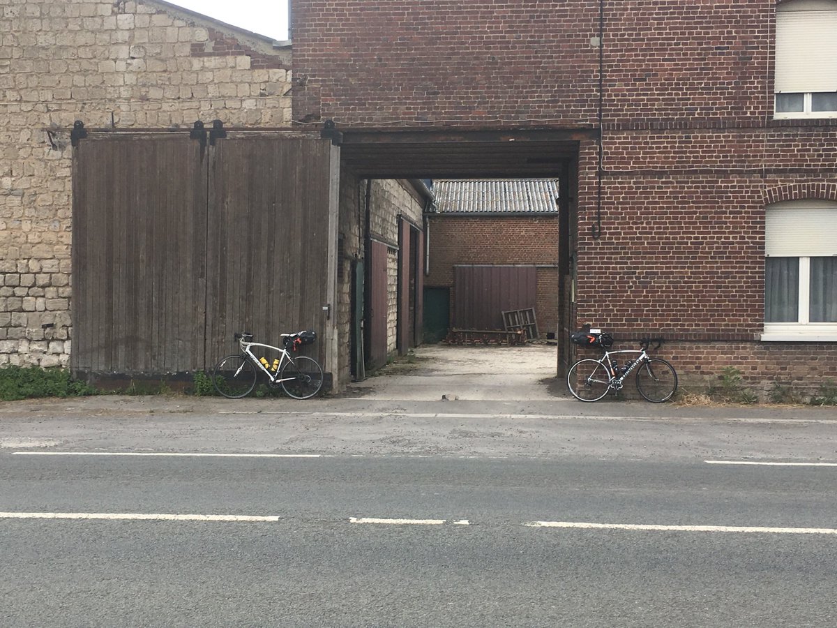 therecycledchef's tweet photo. Cambrai done 106 miles! When you think you can’t turn another pedal you come across a reminder of real sacrifice 🏴󠁧󠁢󠁥󠁮󠁧󠁿🇫🇷 https://t.co/EC4m07VSpo