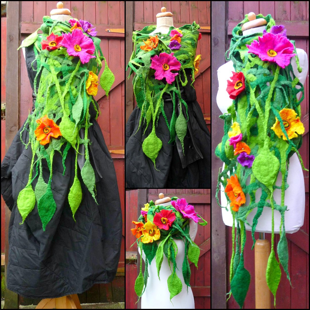 #handmade felted flower scarf  - etsy.me/2LdplXM - #feltedscarf #stylish #stylenotfashion #shawl #musthave #etsy #womaninbizhour #HandmadeHour #UKGiftHour #womaninbiz #handmadeaccessory #SmallBiz #handmadescarf #wearwhatyoulike #beboldbeyou #sumptuous #Flowers #giftidea