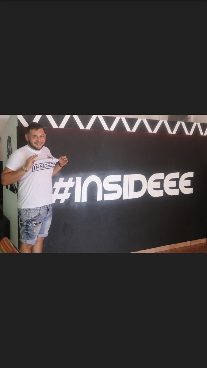 InsideeeBar's tweet photo. Come down to #insideee and take your pic to rep us 😜 @InsideeeBar  when you take it ✨ https://t.co/18OjXSzEbt