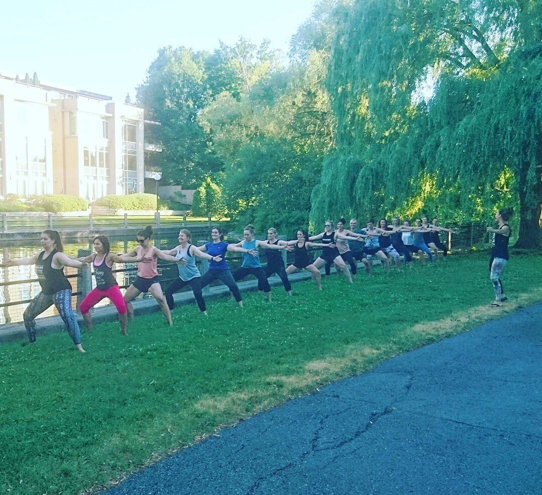 tdmottawa's tweet photo. We had a blast celebrating all those that completed June’s #20in30 #DaileyChallenge with a special outdoor class. ☀️🙌🤗 ... we may have even found a new #barre! #doitdailey #youdidit #ottawafitness #rideaucanal https://t.co/JpFwHWInuq