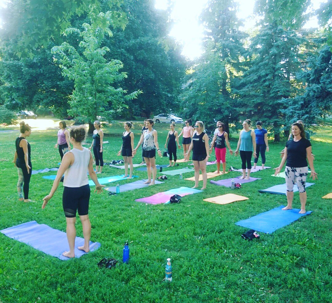 tdmottawa's tweet photo. We had a blast celebrating all those that completed June’s #20in30 #DaileyChallenge with a special outdoor class. ☀️🙌🤗 ... we may have even found a new #barre! #doitdailey #youdidit #ottawafitness #rideaucanal https://t.co/JpFwHWInuq