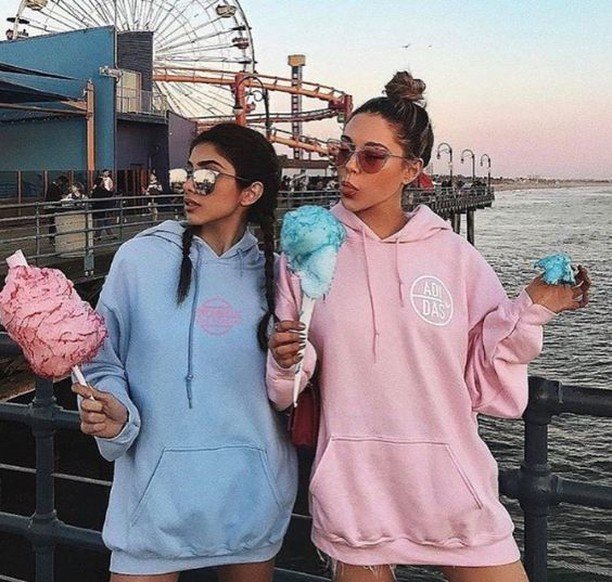 CaliSunLotion's tweet photo. Don't forget to enter our Summer Squad giveaway! Tag your 3 BFFs and leave a Summer emoji in the comments below! Check stories to see the prize! 
#calisun #giveaway #freestuff #contest #win #summer #bronzebabes #califonia #losangeles #santamonica #venice… https://t.co/jfm89SRbUo https://t.co/C30a1lIaVg