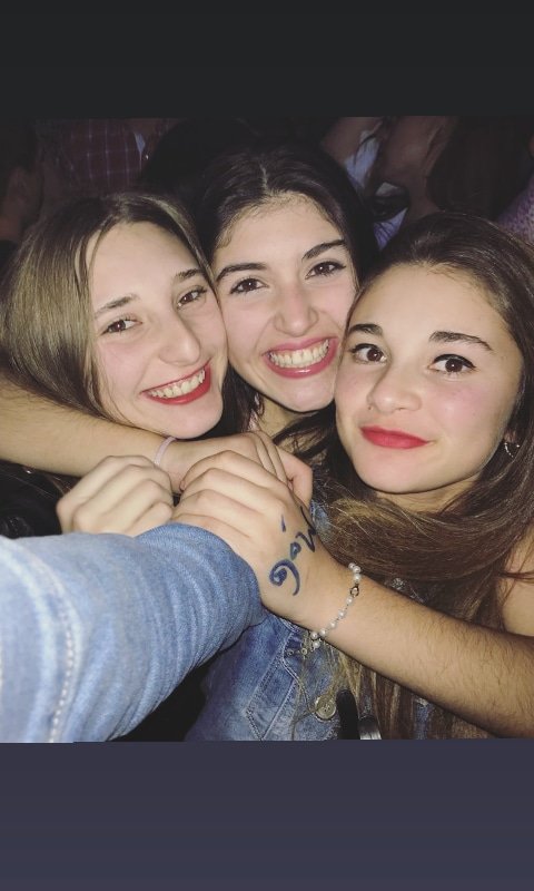 VickRioss's tweet photo. Sbd de @nemesis_disco . https://t.co/k7MMxtWURS