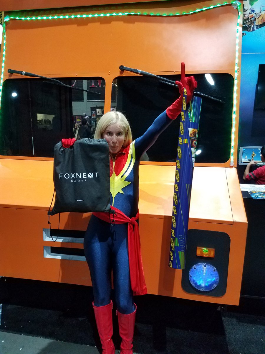 robbysroom's tweet image. @FoxNext #SDCC18 #RaffleWinner Thx so much for awesome #swag! Had so much fun! Best from #CaptainMarvel