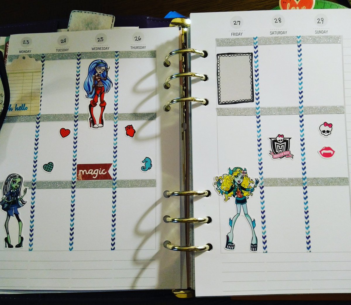chicklitgurrl's tweet photo. my #plannerspread for next week.

#monsterhigh #planners #plannerlove #planneraddict #plannercommunity #plannergirl #cuteplanner #stickers #washi #washitape #websterspages https://t.co/cYnkDqiq7Y