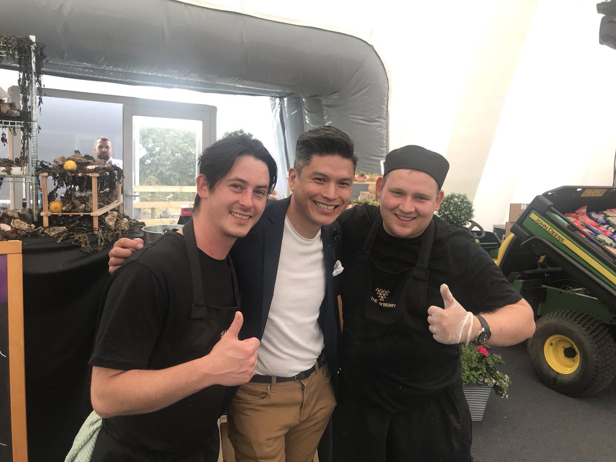 chef_jimmylee's tweet image. Fanastic night at The Open after Party!! ⛳️⛳️ Amazing food !! @Thetayberryadam &amp;amp; @lewie_d !! Great night with @helloskapa @IndigoScotland 🎉🎉