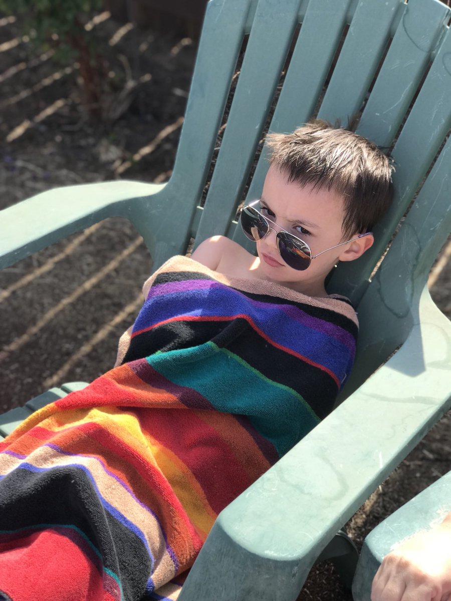 RealCatholicMom's tweet image. Same, dude. SAME.

#partysoversaidthelady #postpool #SundayFunday