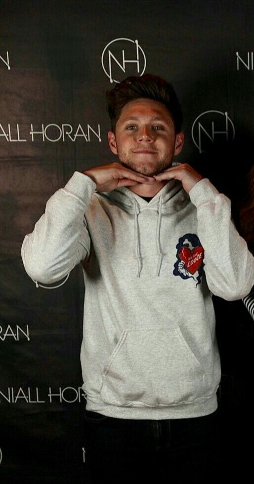 DirectionersLi8's tweet photo. #8YearsOfOneDirection https://t.co/ngsWvvYvJQ