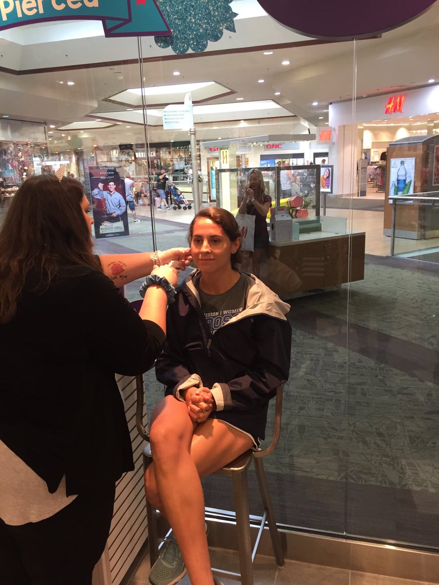 JRufolo's tweet photo. ⁦@LindsayRufolo⁩ Another trip to Claire’s  #stillmylittlegirl https://t.co/KvWd9UhFGB