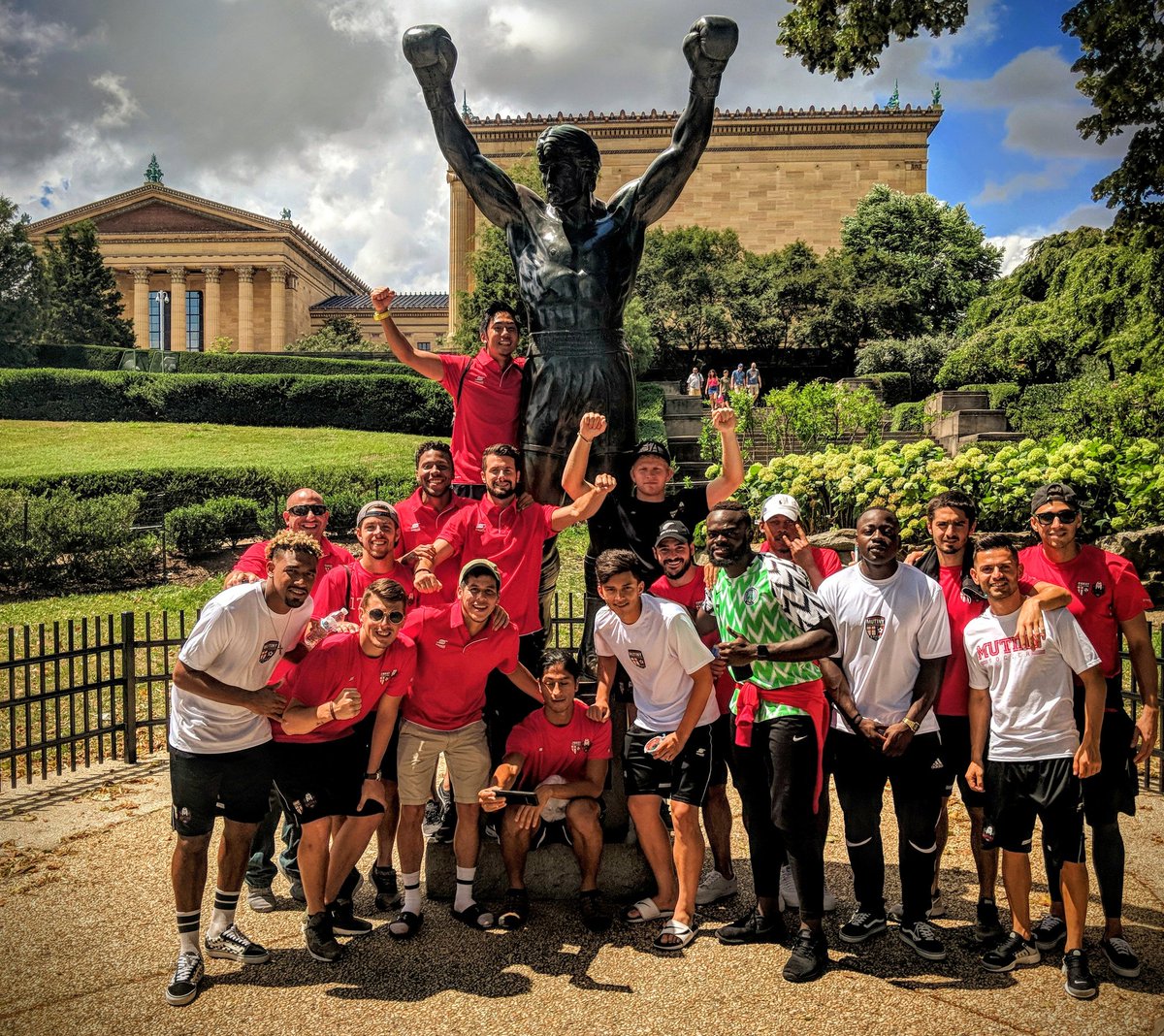 MBMutiny's tweet image. Final day in Philly, the Mutiny had to visit the Rocky Steps!

Like Rocky, the Mutiny "went the distance" and although this weekend wasn't ours to win, will be remembered as Champions!

#MutinyRising #Path2Pro #Champions #Rocky #Philadelphia