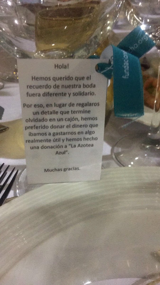 xykoseda's tweet photo. Con estos gestos lo conseguiremos. @LaAzoteaAzul https://t.co/RXYMz0SSGD