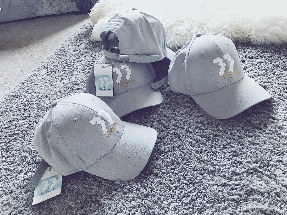33ldn's tweet photo. last few | 33 ldn strapbacks ⚡️

https://t.co/7oUIkhlpDR 🌐 https://t.co/4KWDKPnAL1