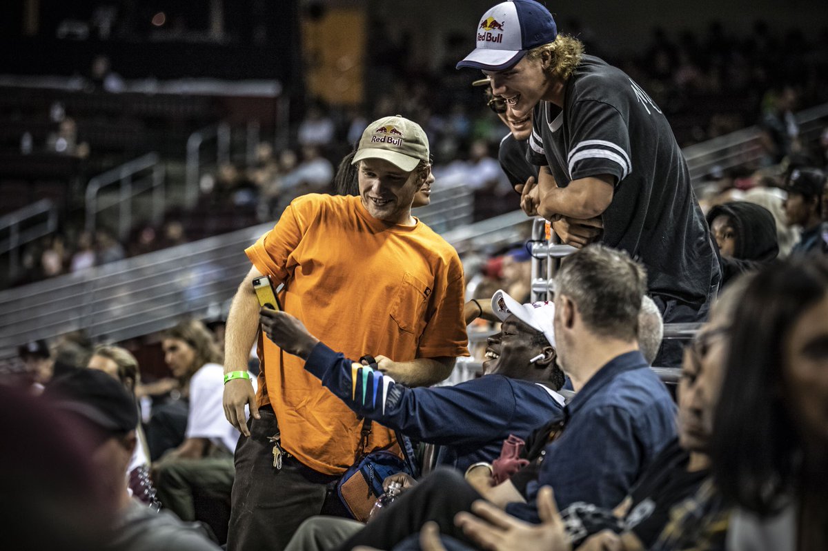 StreetLeague's tweet photo. 2018 SLS Picks got down at the LA stop! πͺπΌ
#SLSLosAngeles #SLSPicks ππΌ https://t.co/dyxKeGD7xv