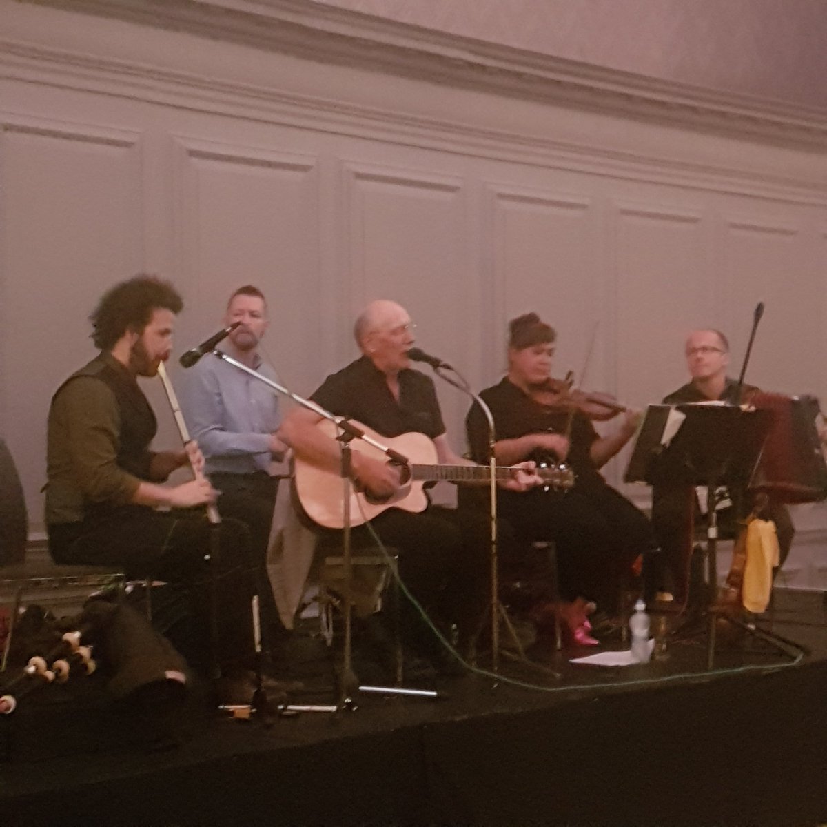 saiqa_naz's tweet photo. Thank you to team @BABCP for putting together fab social events for us to enjoy at #BABCP2018 .
Impressed with everyone's footwork at the Ceilidh! π» πΊπ
(I contacted @irnbru to ask if they do tours for the public π. They don't!).
#Glasgow
#mentalhealth
#WeAreCBT https://t.co/TReA1R5YAW