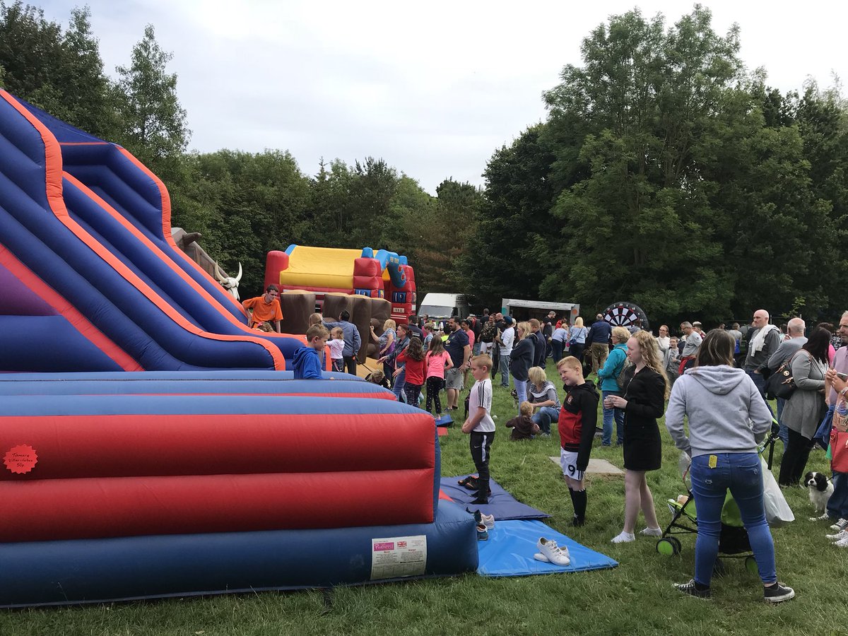 glendarraghtubs's tweet photo. #BouncyCastles #RodeoBull #InflatableSlides and more available to hire from https://t.co/0WSxHBmTF3 for #fundays #birthdayparties and more in #Newtownards #Bangor #Belfast #Carryduff #Portaferry #Kircubbin #Donaghadee #Comber and surrounding areas https://t.co/tq882cpgXh