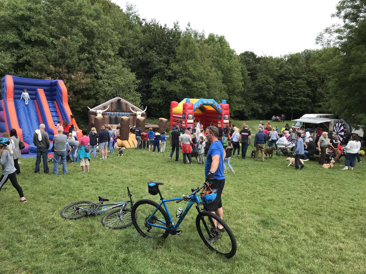 glendarraghtubs's tweet photo. #BouncyCastles #RodeoBull #InflatableSlides and more available to hire from https://t.co/0WSxHBmTF3 for #fundays #birthdayparties and more in #Newtownards #Bangor #Belfast #Carryduff #Portaferry #Kircubbin #Donaghadee #Comber and surrounding areas https://t.co/tq882cpgXh