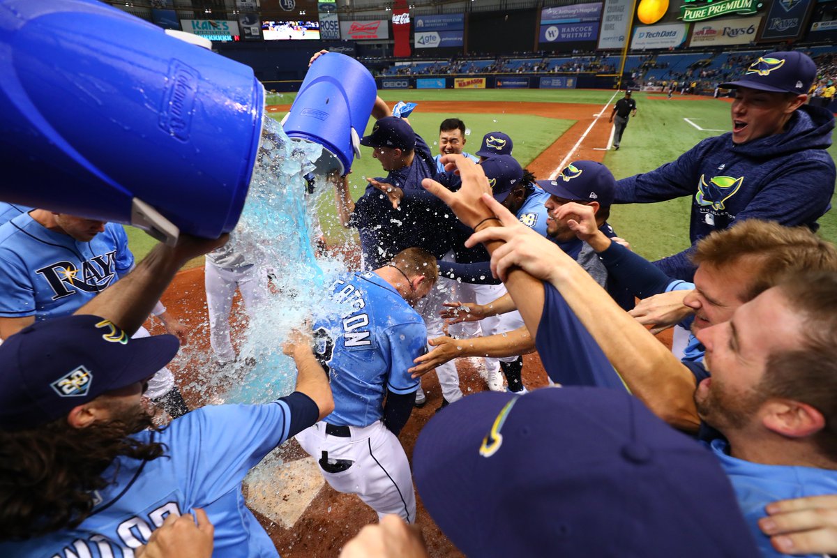 D-ROB DOES IT!

The FIRST walk-off grand slam in Rays history!

#RaysWin