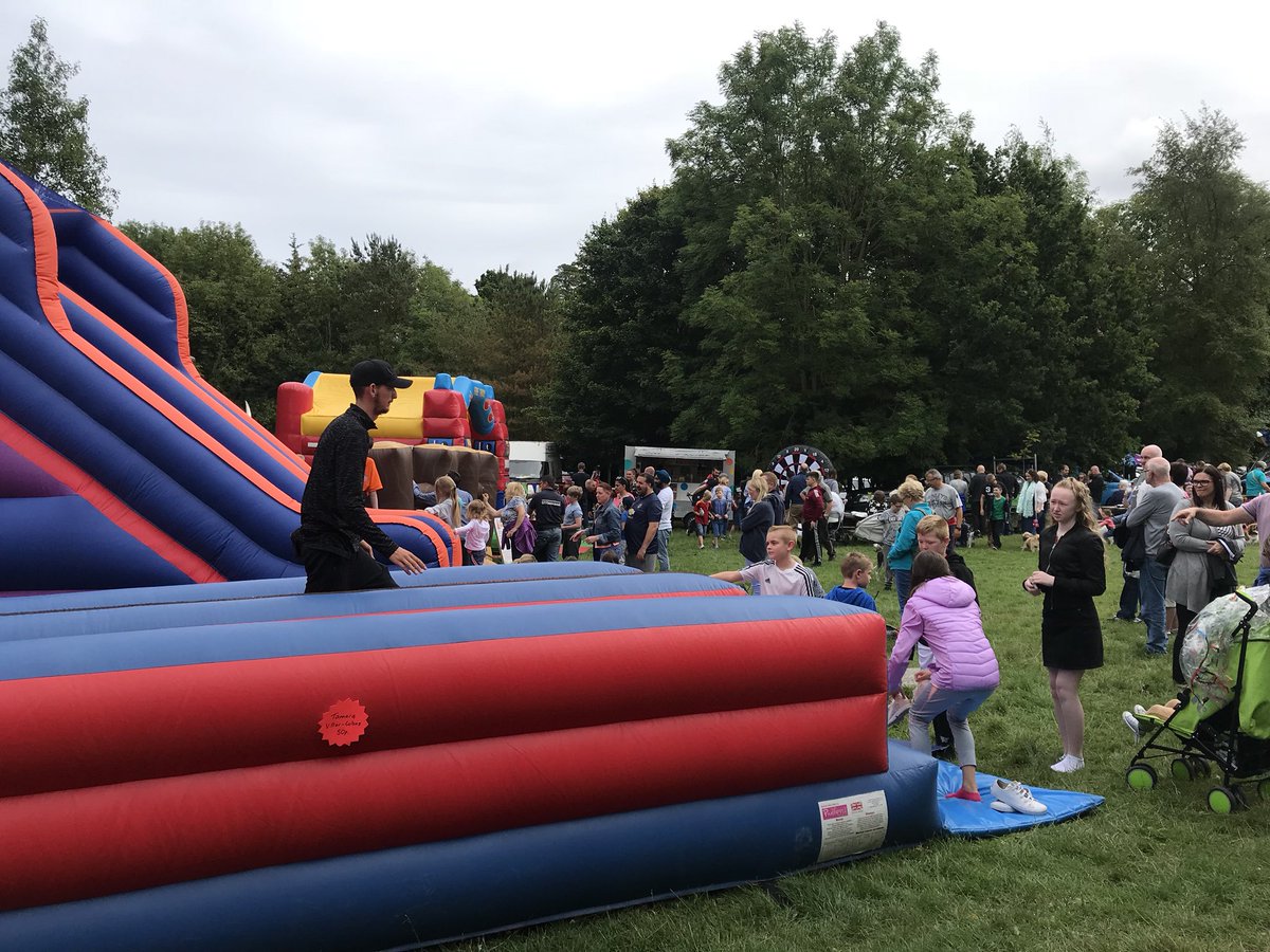 E_coast_castles's tweet photo. Check out our #BouncyCastles #InflatableSlides #BungeeRuns #RodeoBull and more available for hire in #Bangor #Holywood #Donaghadee #Belfast #Newtownards #Lisburn #Portaferry #Ballywalter areas from https://t.co/6a6aviWnF3 https://t.co/7H7Ls3gt11