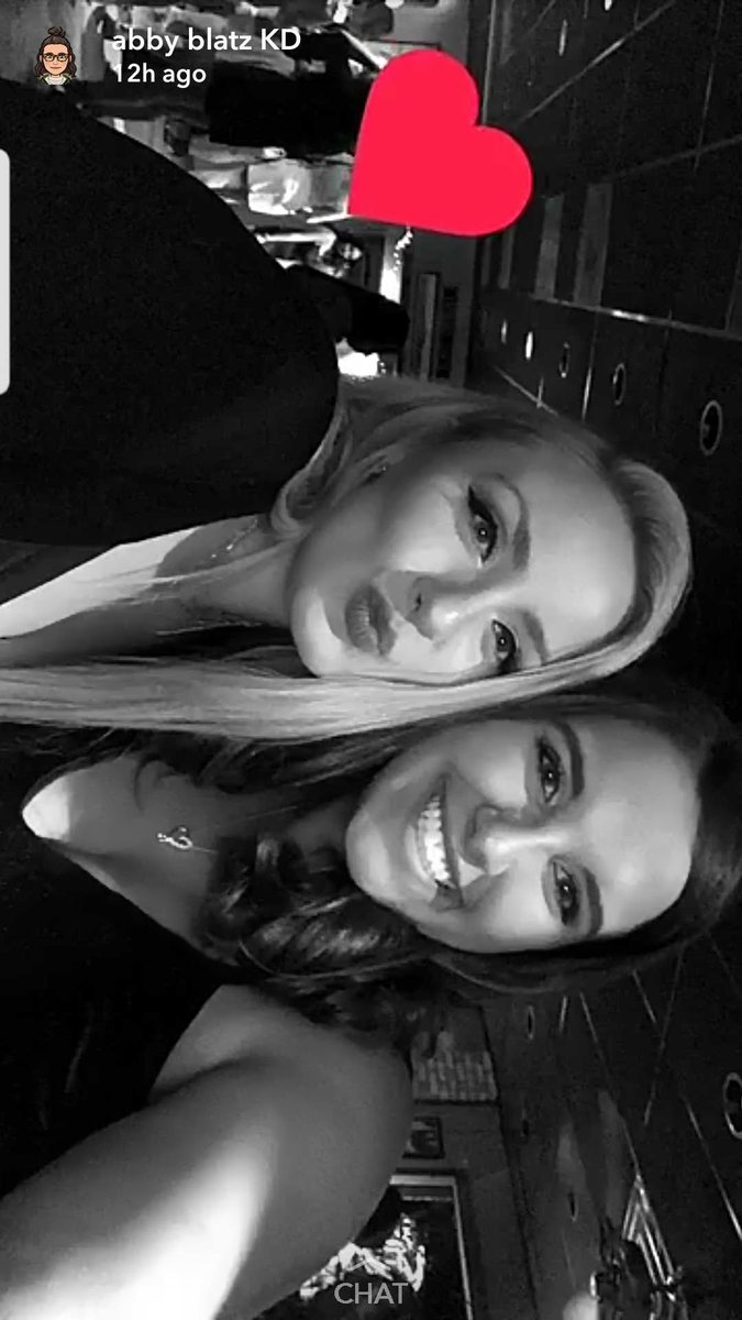 simplyjizzle's tweet photo. Happy birthday, cutie!! ❤ Don't worry, I'll be wearing crocs all day to celebrate 😏💕🎉 @blatzy_25 https://t.co/0ju4vMXMvs