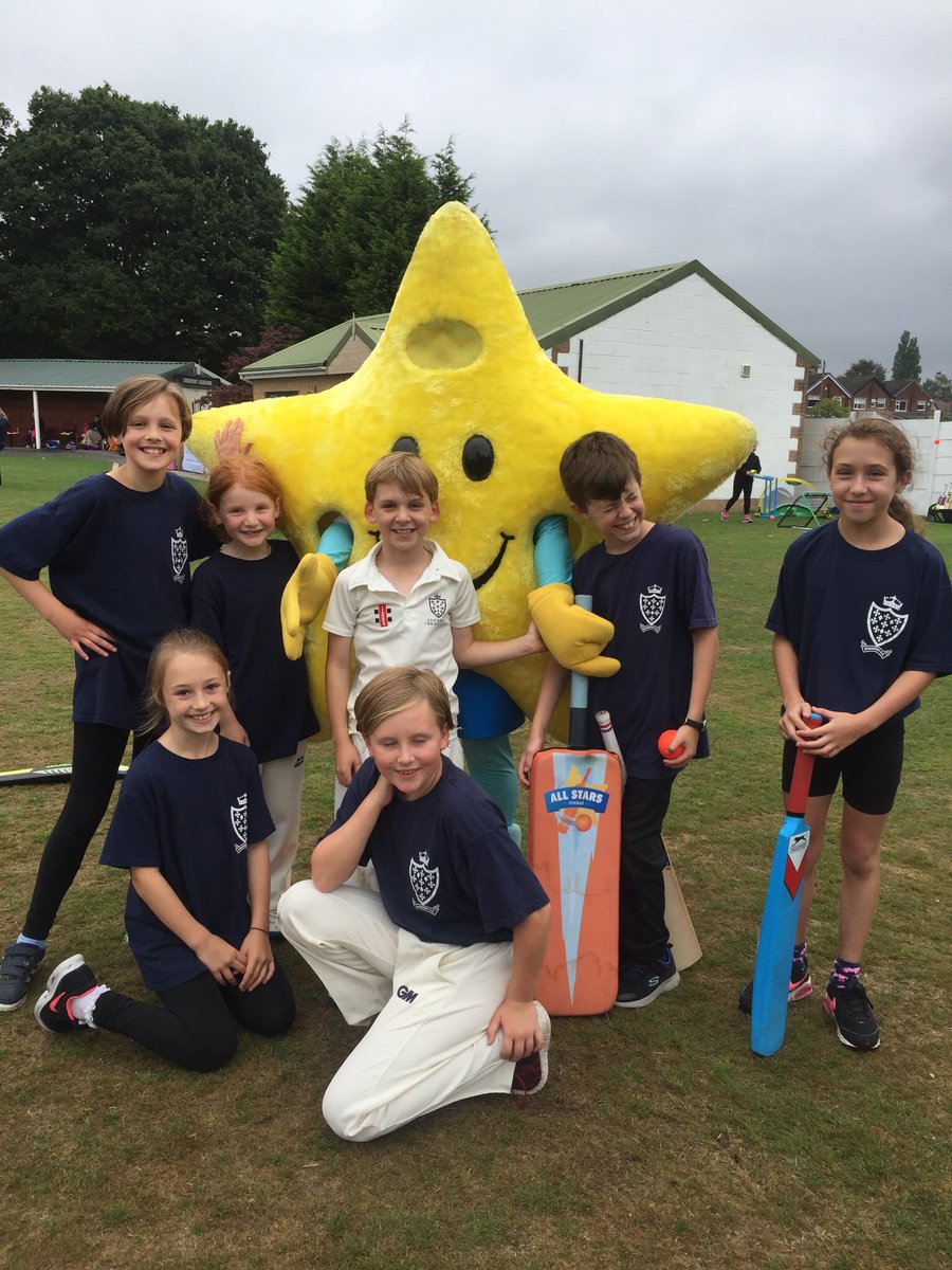 girls_scc's tweet photo. Today the Panthers played some of their best cricket ever. This time last year we did not exist... today we worked as a team stepping up and over coming fears, backing up, making catches, hitting 4’s and 6’s. Best of all.... they had fun! #proud        Thanks Ray for organising https://t.co/OfwG3K8uBy