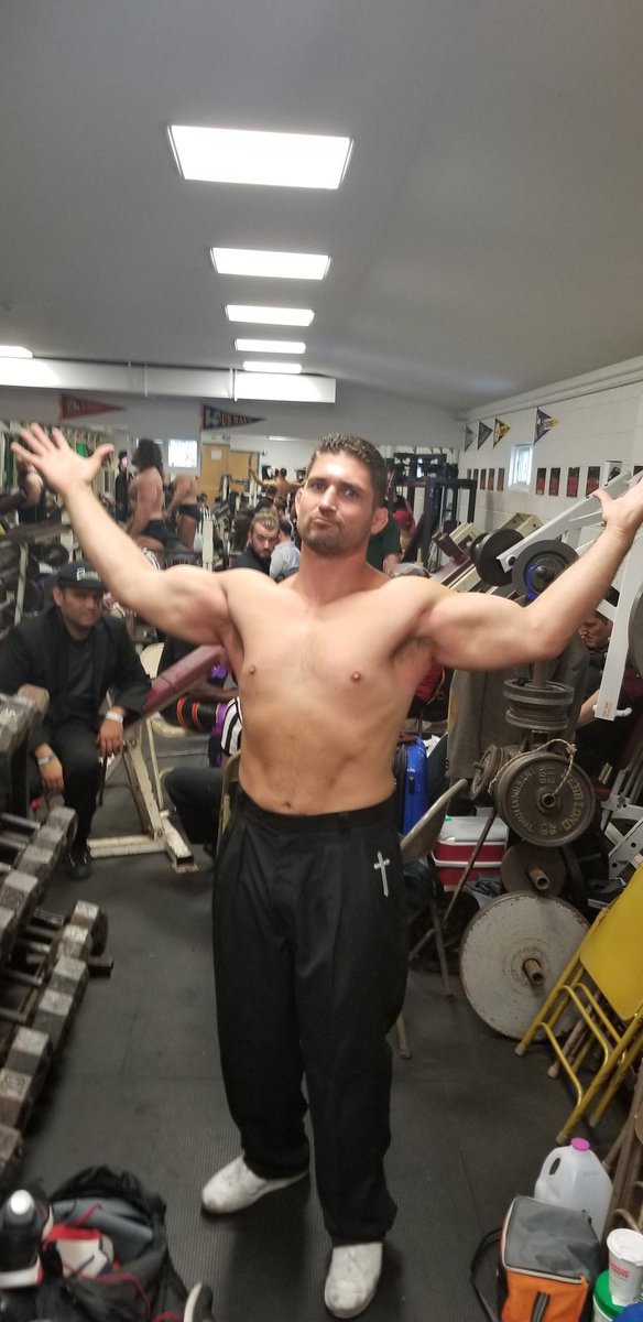 BrideLess_Groom's tweet photo. @4MonsterFactory @TheDannyCage 20hrs is nothin4Culture u need to make it.  Bringin that back to OK w Derrick James. Ty @TheMFPW ! https://t.co/3rUMd9sJAp