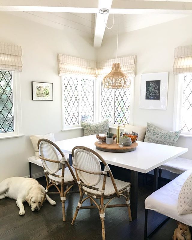 WendyBellissimo's tweet photo. GOTO MY INSTAGRAM FOR DETAILS> https://t.co/plC3HsaIEu By rethinking this awkward space in the kitchen with a custom fit stone top table it went from seating only 5 to seating 10 very comfortably.  We can actually fit 12 when we need to🙌🏻 And we now have new @homegirlcolle… https://t.co/4E45YP3qbX