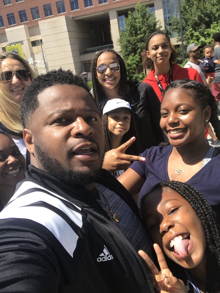 1CortezQuarles's tweet photo. Headed to the #WNBA @AtlantaDream vs @seattlestorm game. #TL703 #Family #ATLSummerSlam18 @InsiderExposure https://t.co/TVBbMMFt2e