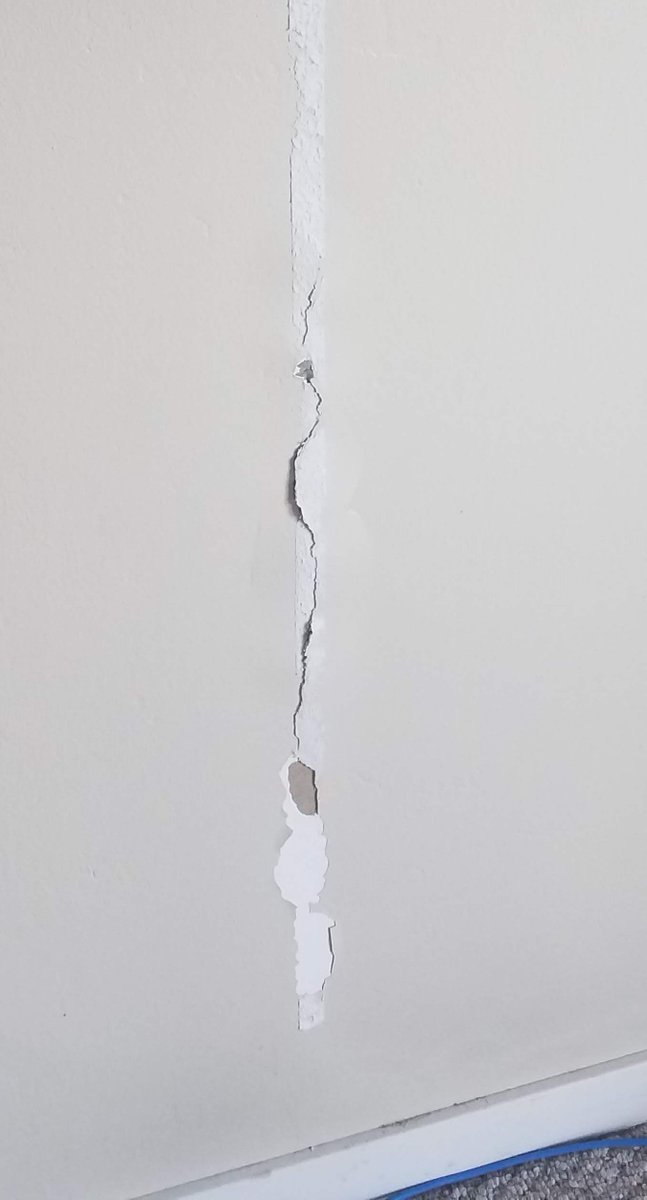 Max_Beauchemin's tweet photo. @DLineCableCover You might want to warn your customers who are renting that your products might not be right for them. Removal of your cable hiders is likely going to cost me a good portion of my deposit. https://t.co/i8pHIiZzRt