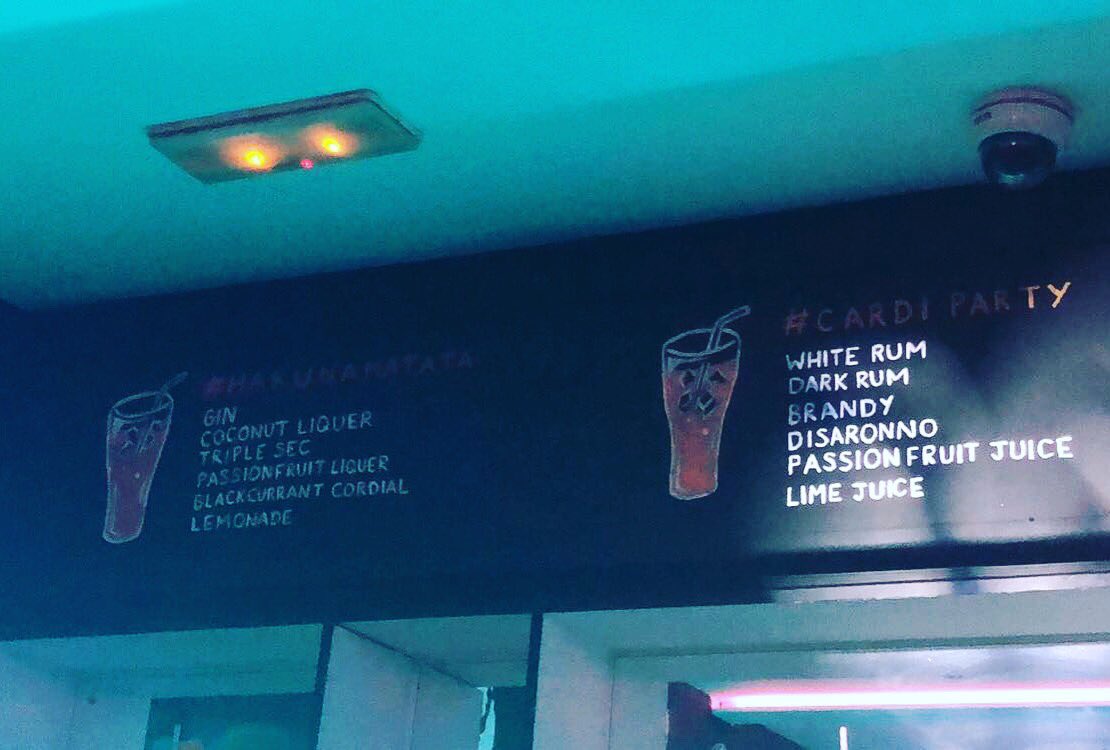 InsideeeBar's tweet photo. #hakunamatata #CardiParty get down here and taste two of our #InsideeeSpecial drinks ✨😍 https://t.co/LhYCCuIG91