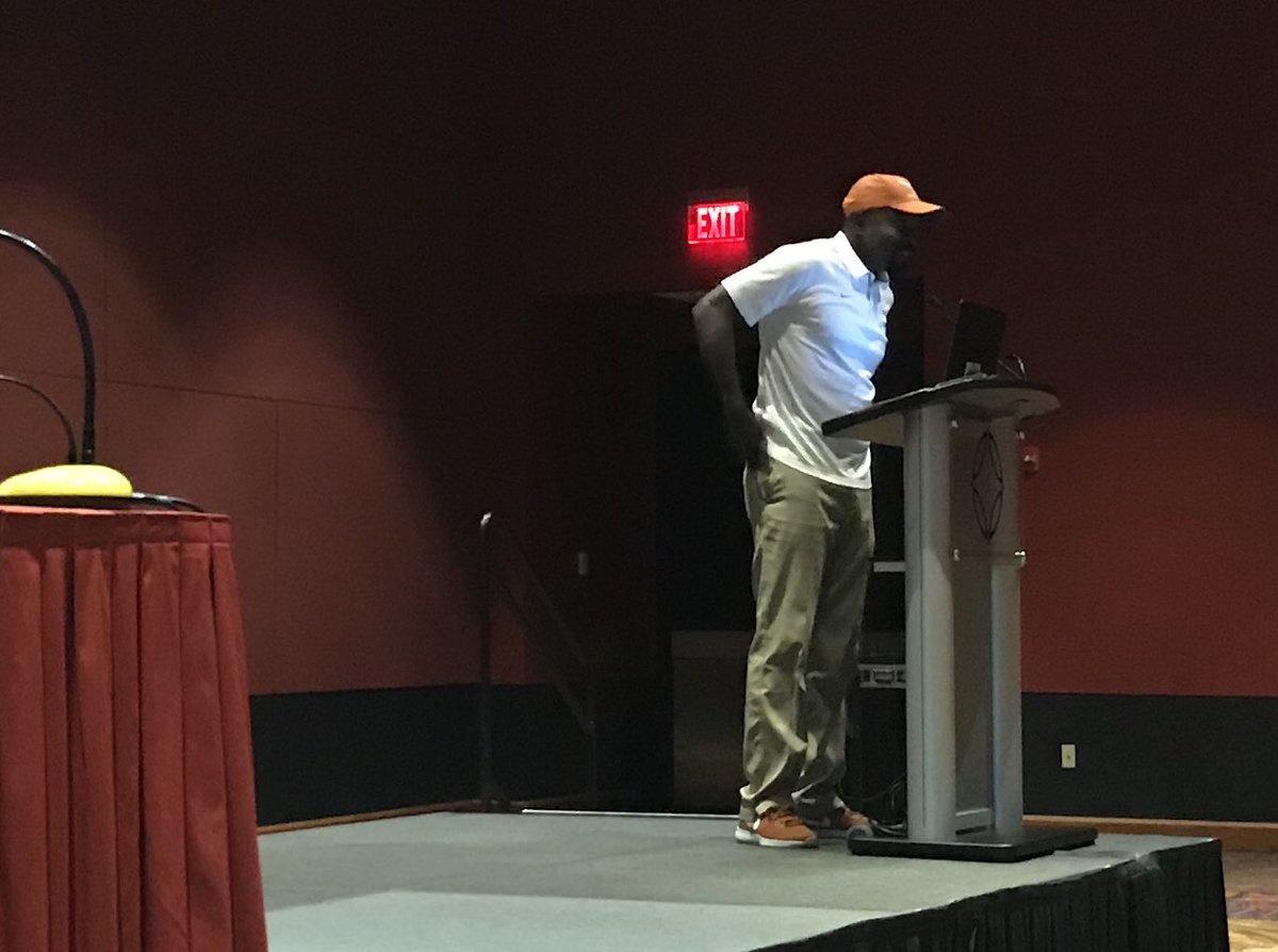 KarlPointer's tweet photo. New UT Track Coach Edrick Floreal speaking at @THSCAcoaches Coaching School!  #trackstrong https://t.co/dPEQ5idnUy