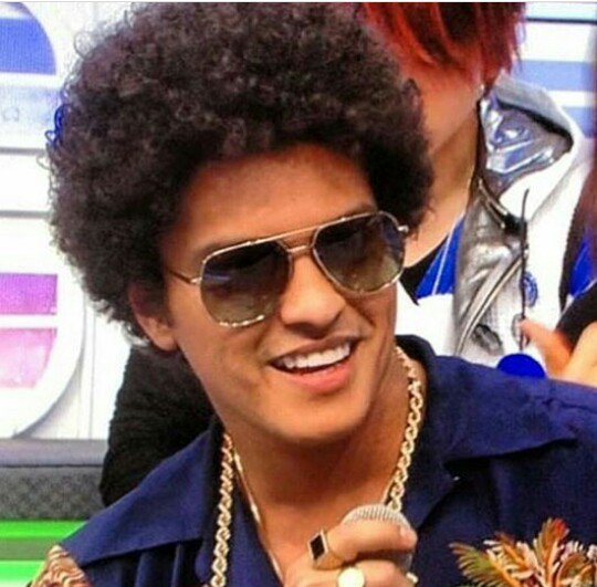 BMarsVotos's tweet photo. RT| #MTVHottest Bruno Mars https://t.co/2VQQE9YlL0