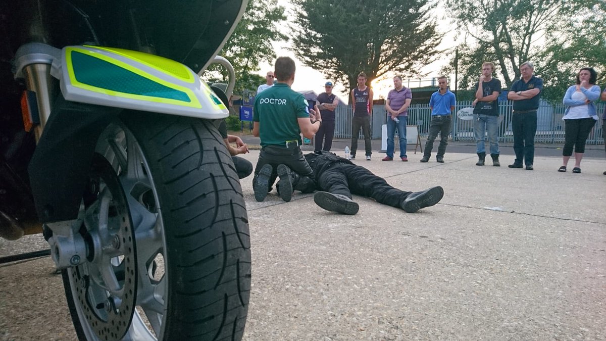 DorsetTraumaDoc's tweet photo. The last remaining FREE @BikerDownDorset places for 2018 are going fast. Book your place on 28th November here before it's too late! https://t.co/e5YVFfU2YK https://t.co/vVaXaM15x9