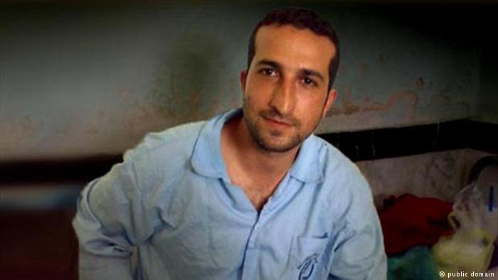eraj97's tweet photo. Rasht Northern Iran July 22
Arrest of the priest Yousef Nadarkhani,Police arrested him and his child After beat them😡😡😡
#Iran #MEK #IranRegimeChange #Qanon #WWG1WGA https://t.co/irtxDNaVN5