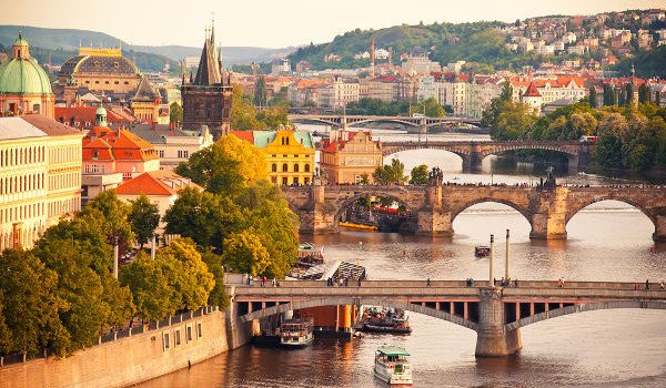 SalaDeAula's tweet photo. 50 anos da Primavera de Praga https://t.co/xrBrouqMcy https://t.co/cSKnInxs17