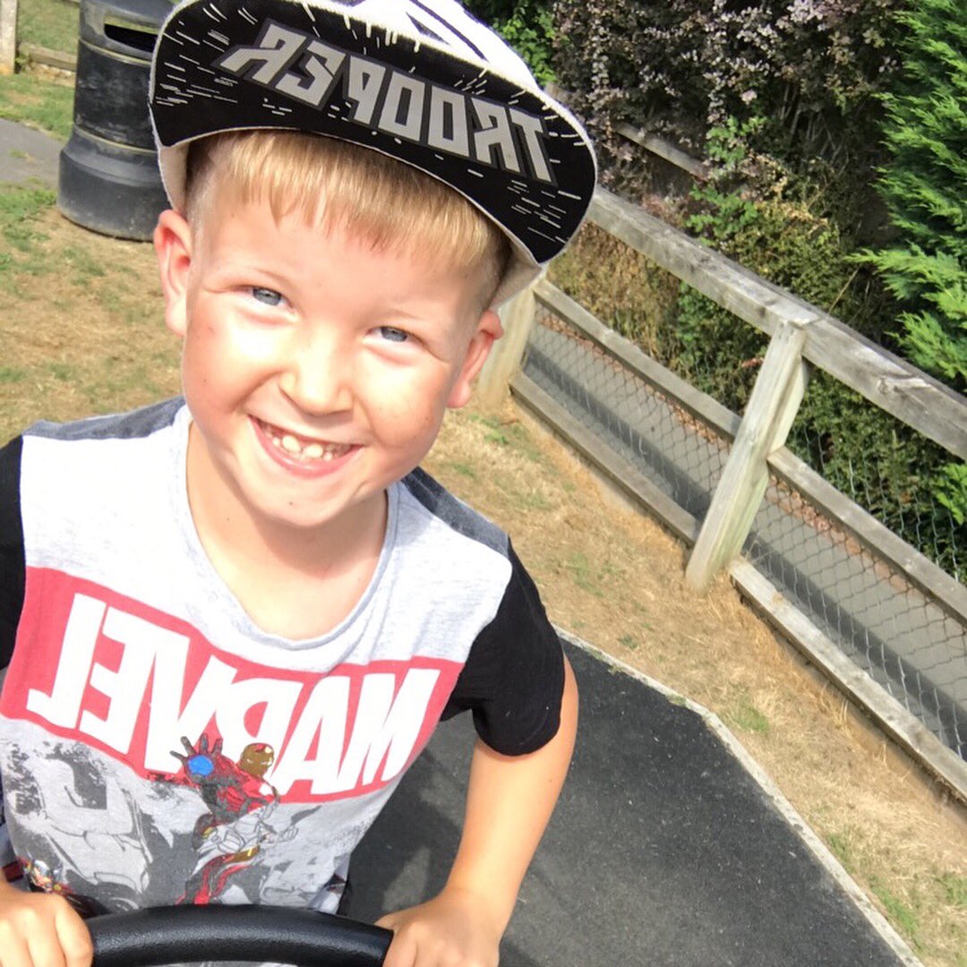 lizicane's tweet photo. Just love quality time with my little treasure!! Roll on 6 weeks of madness #summerhols #thiskidthough #thatsmile #soinlove https://t.co/nMkAzAdT9e
