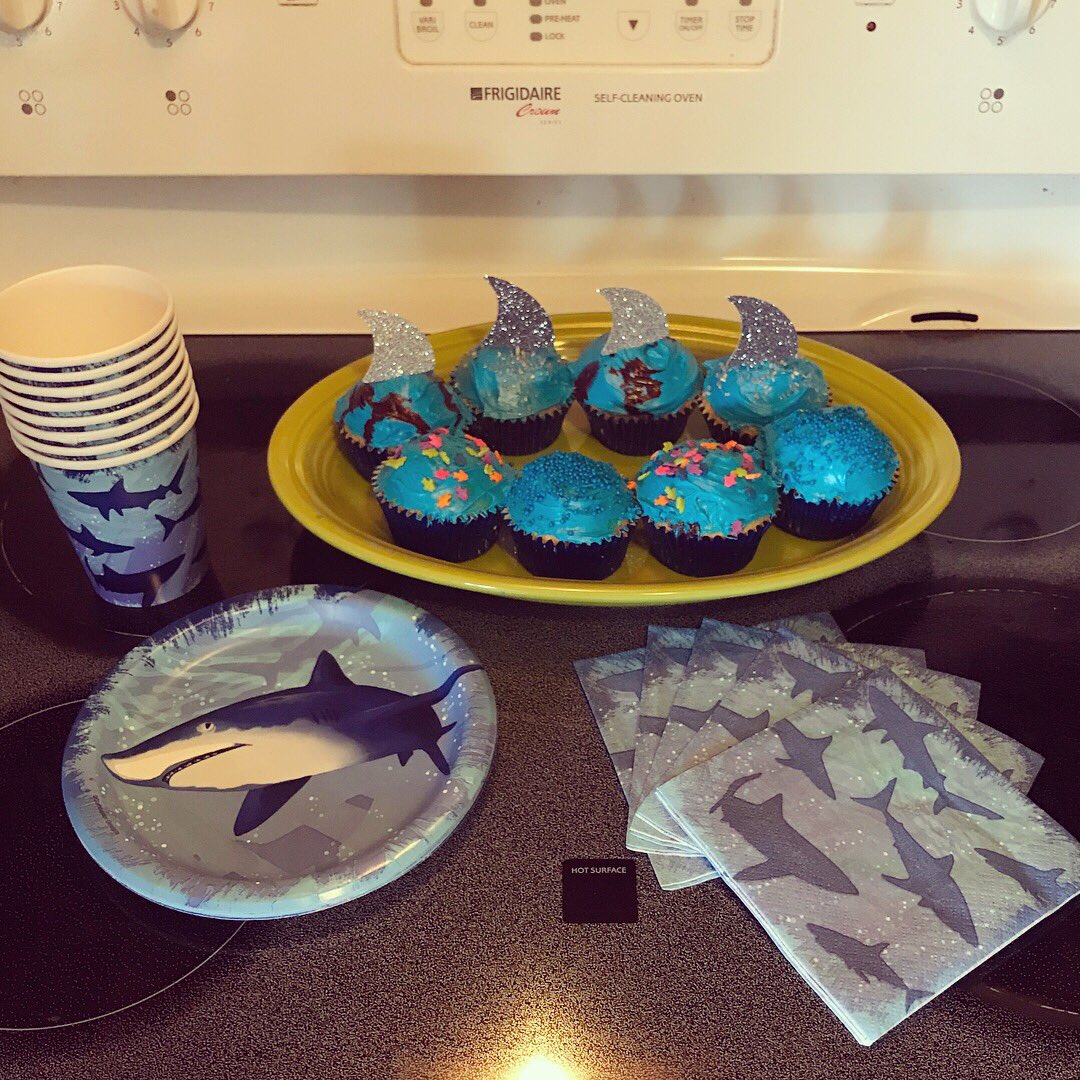 ashleyclen09's tweet photo. We’re ready for shark week!! 🦈🌊🐶 #sharkweek #sharkafterdark #itsabadweektobeaseal #slightlyobsessed @sharkweek @BobTheShark https://t.co/3AQGGJUv52
